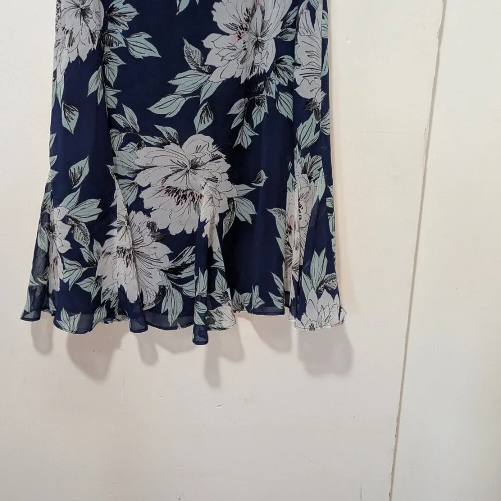 Adrianna Papell Shift Floral Dress - Picture 3 of 6